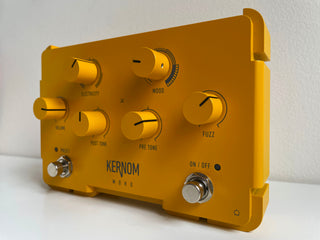 Front view of the Kernom MOHO, an analog fuzz pedal with modern features like MIDI and presets